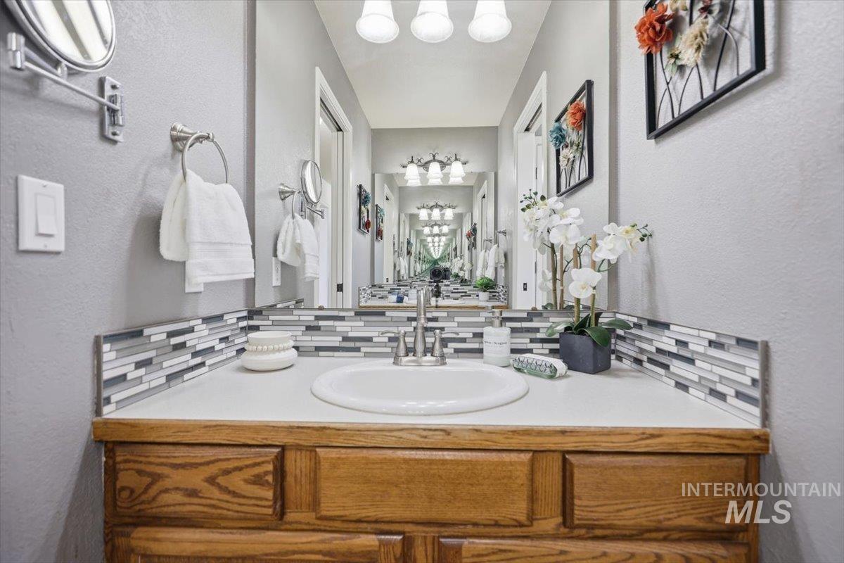 2441 N Snow Goose Way