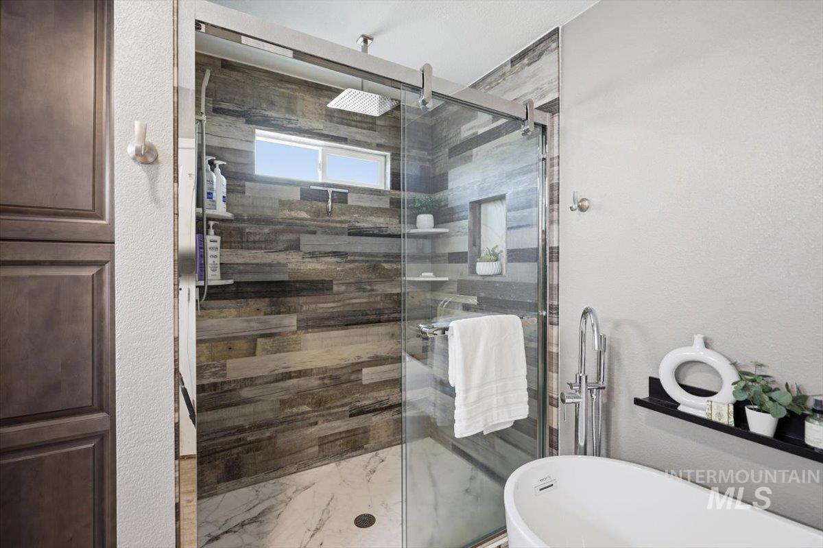 2441 N Snow Goose Way