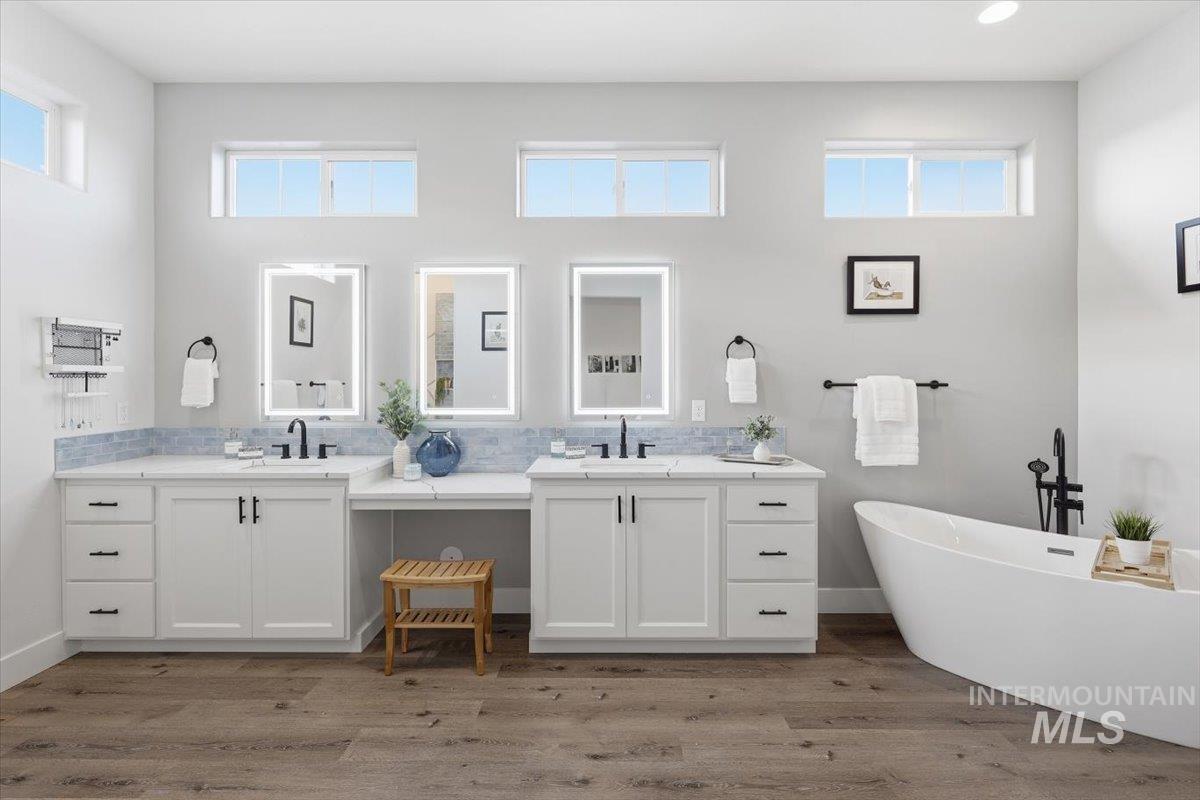 24785 Sienna Glenn St.