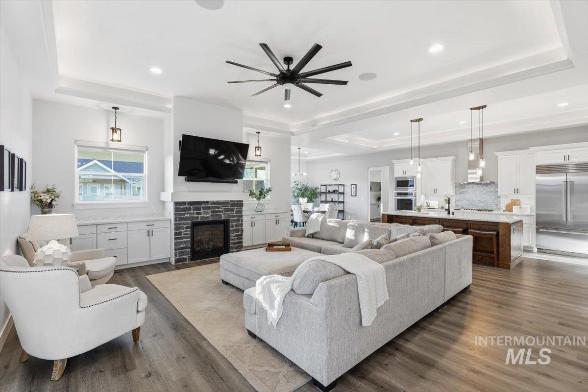 24785 Sienna Glenn St.