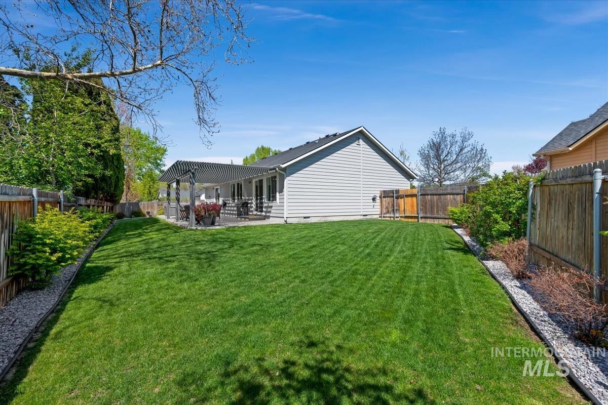 2404 E Clackamas Ct