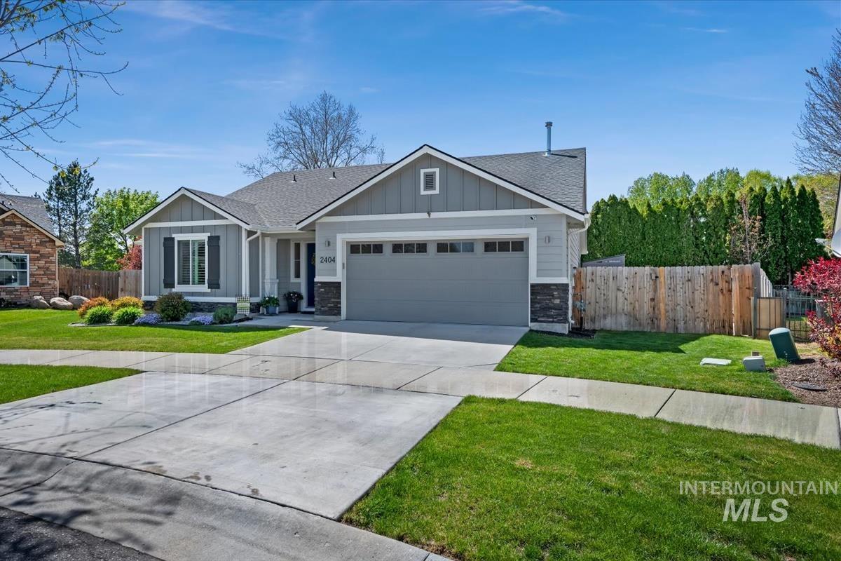 2404 E Clackamas Ct