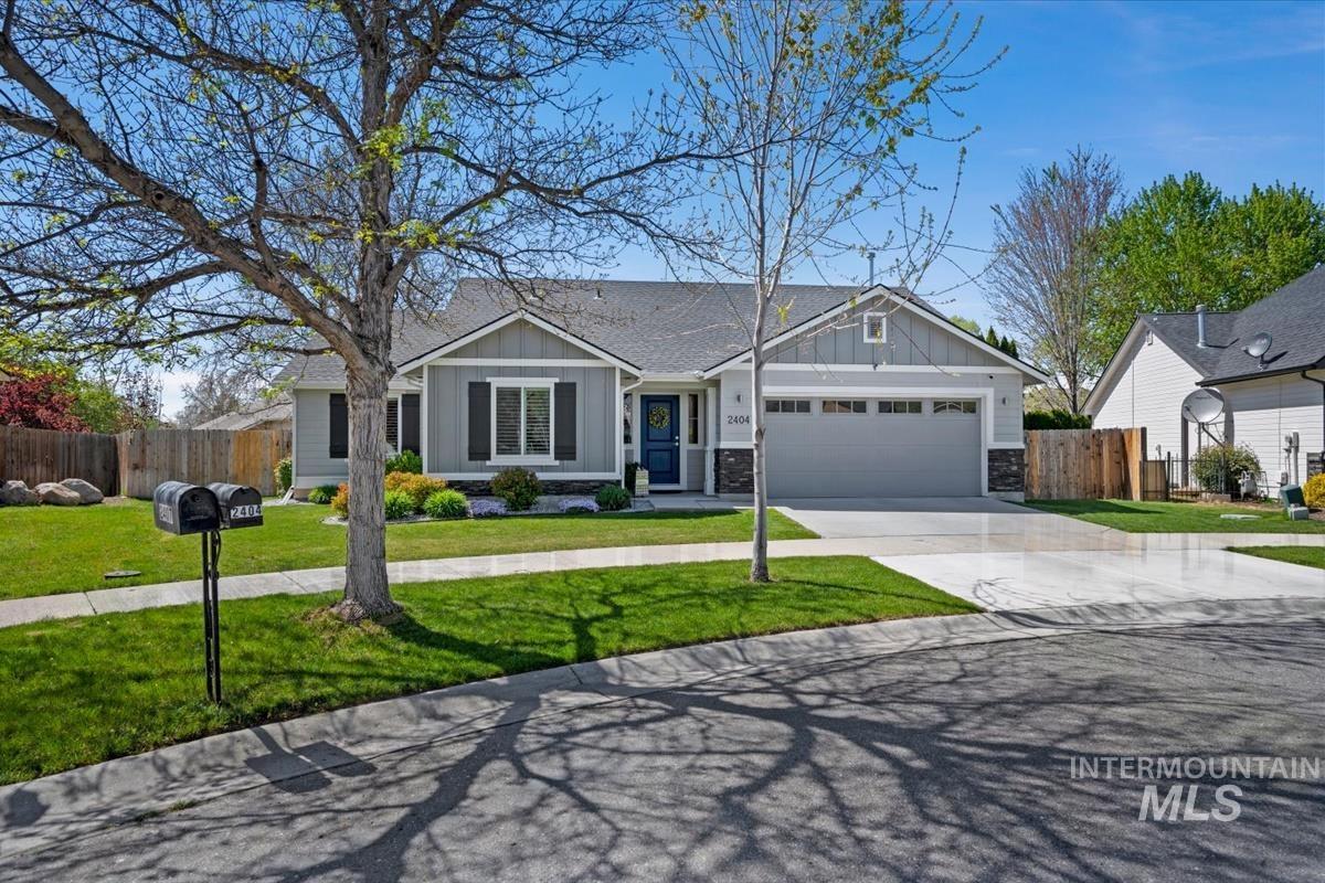 2404 E Clackamas Ct