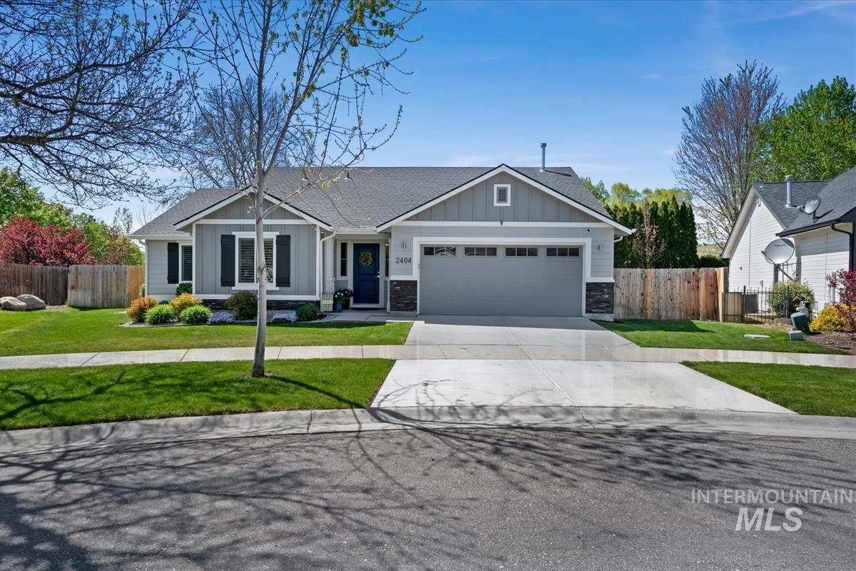 2404 E Clackamas Ct
