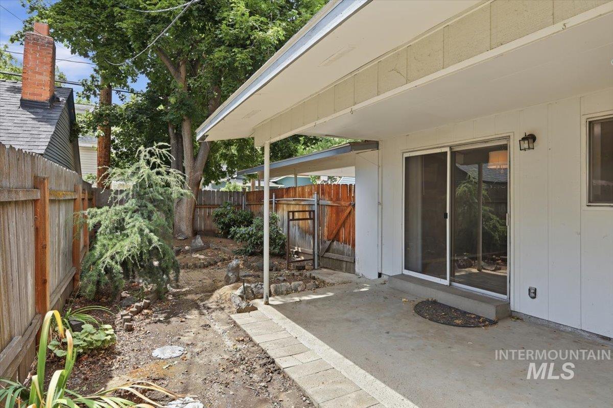 1315 N 5th St