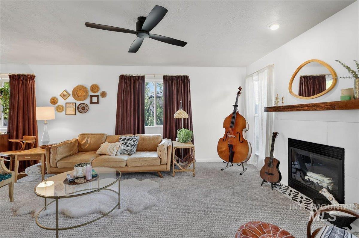 16451 Rainbow Drive