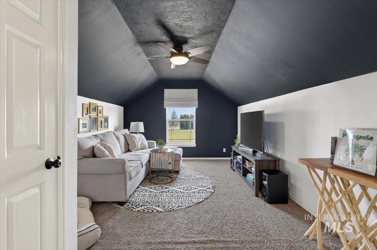 16451 Rainbow Drive