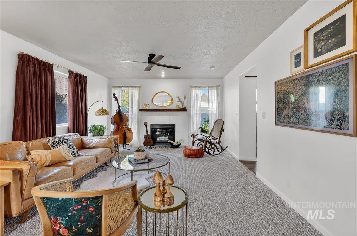 16451 Rainbow Drive