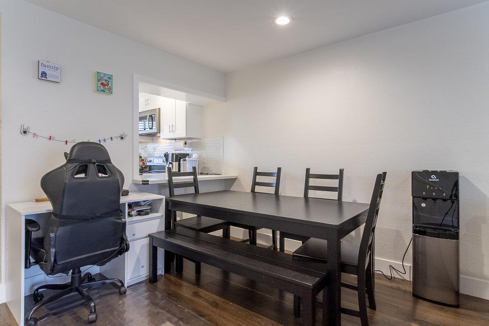 260 West Dunne AVE 18