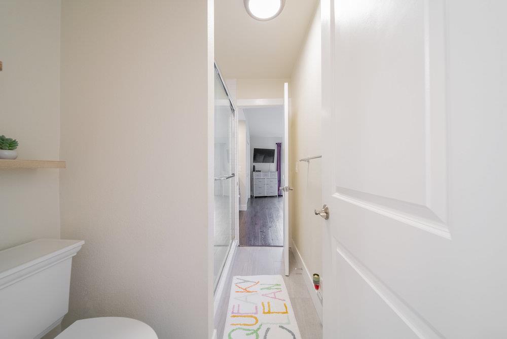 260 West Dunne AVE 18