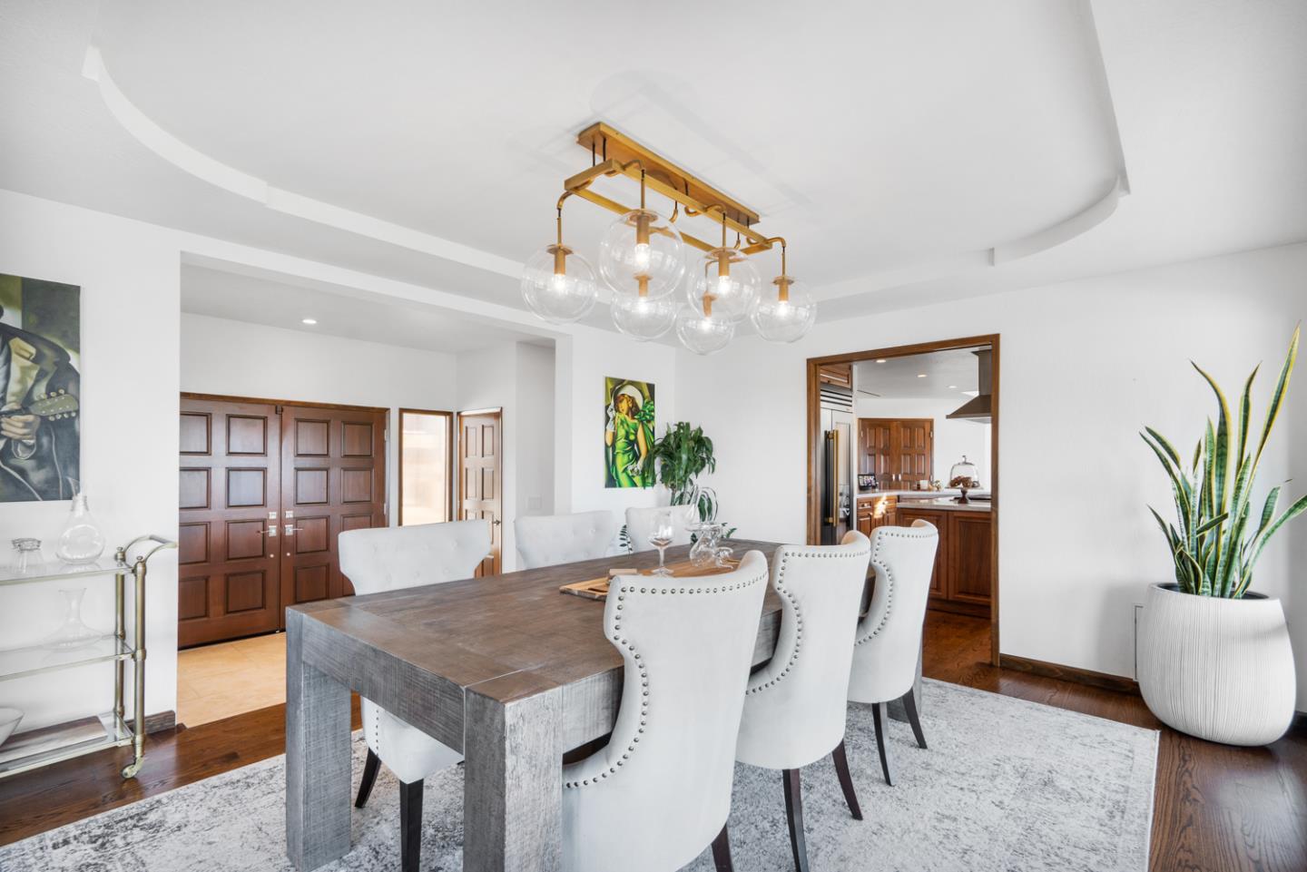 3055 Paseo Vista AVE