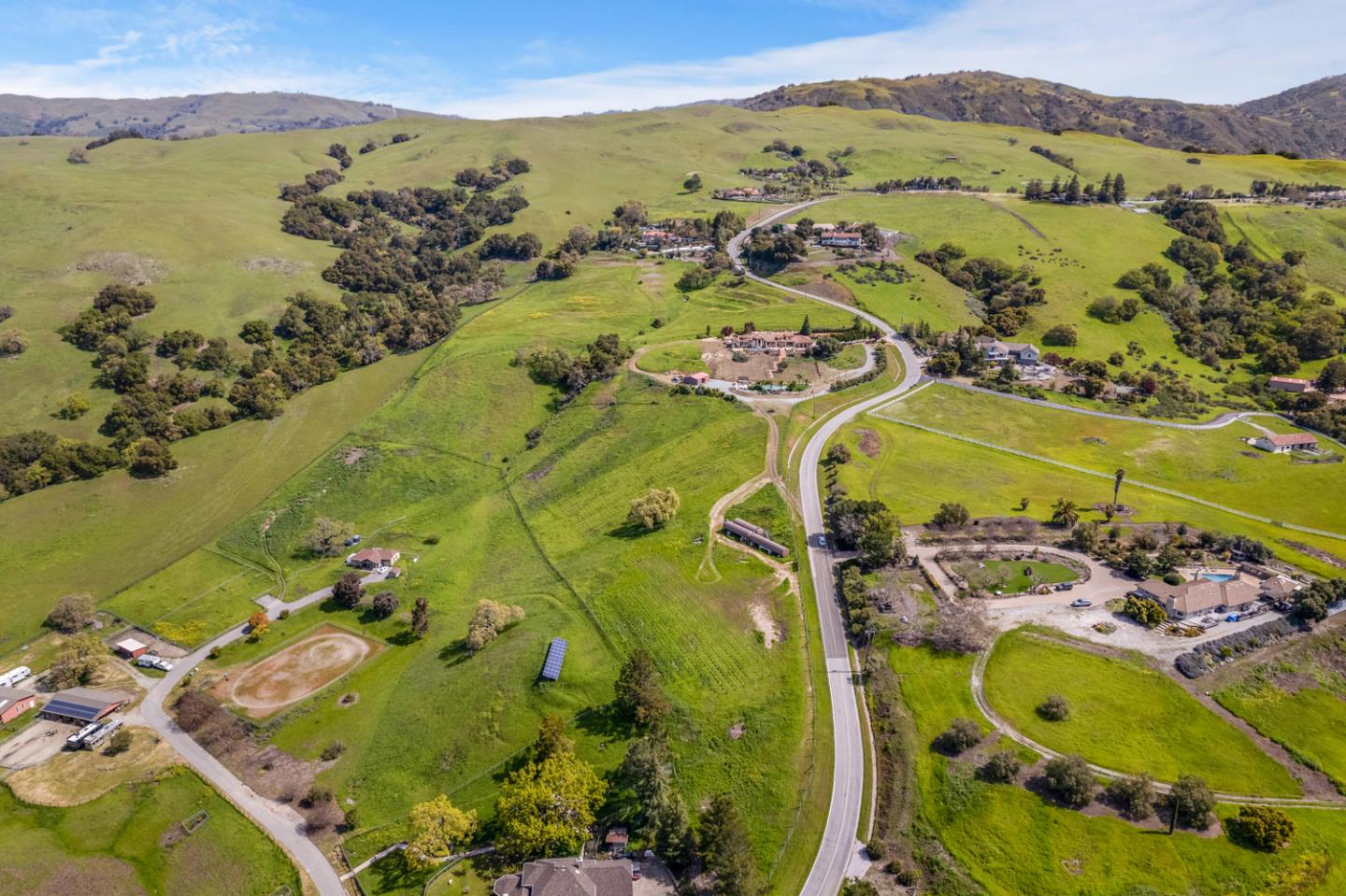 3055 Paseo Vista AVE