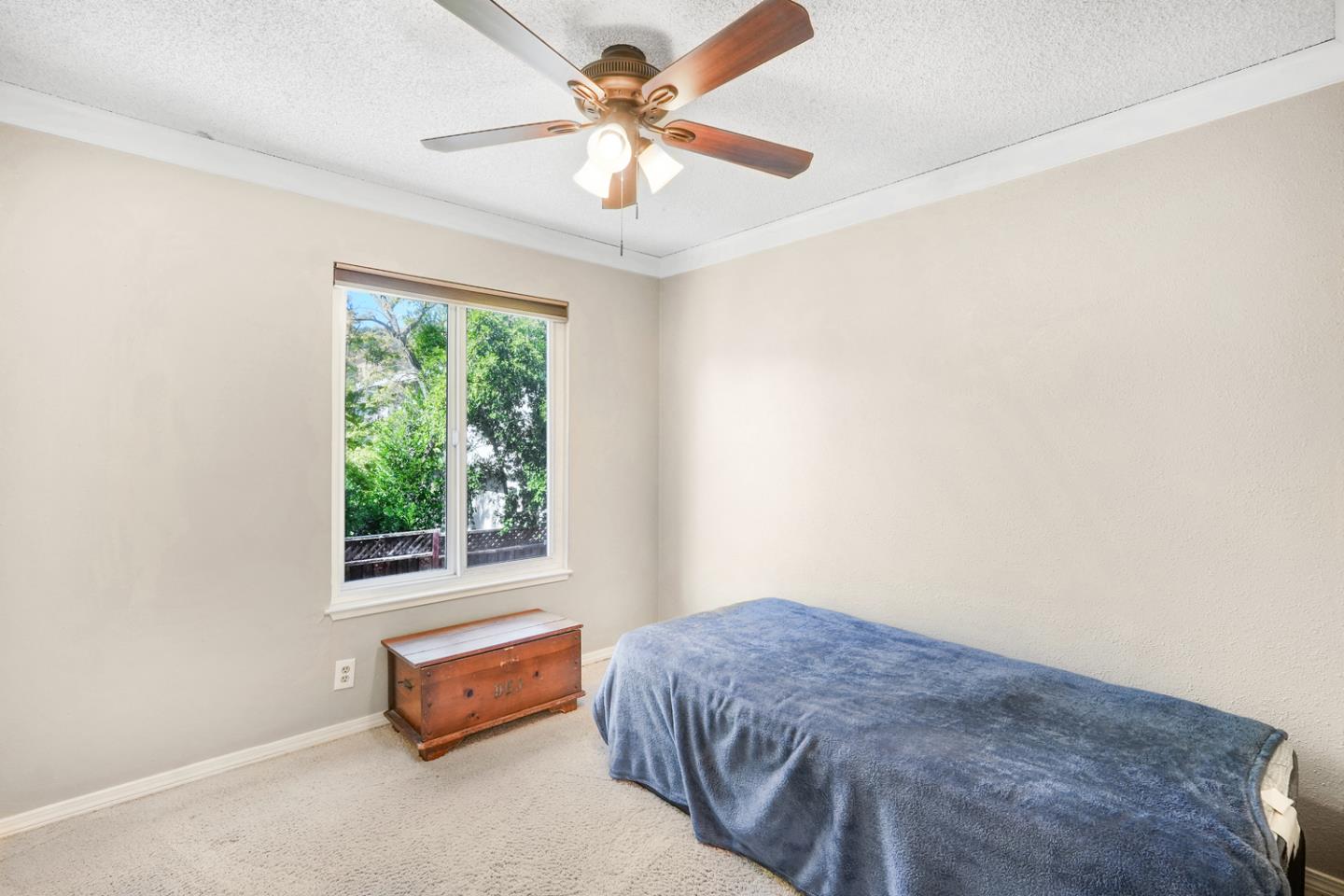 16711 Willow Creek DR