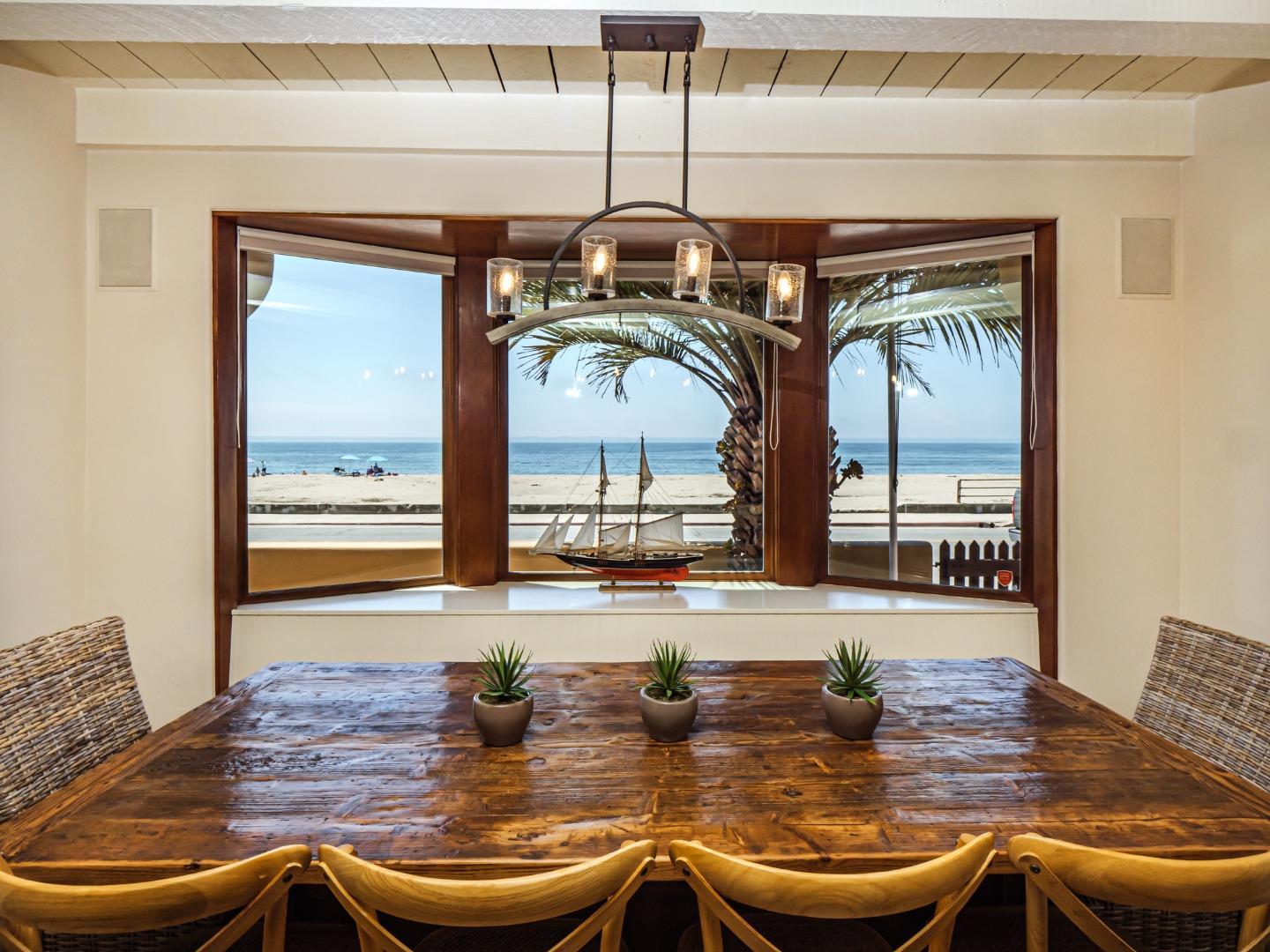 431 Beach DR