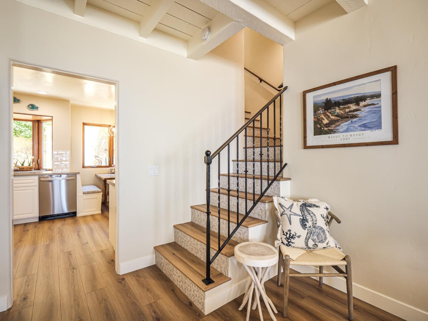 431 Beach DR