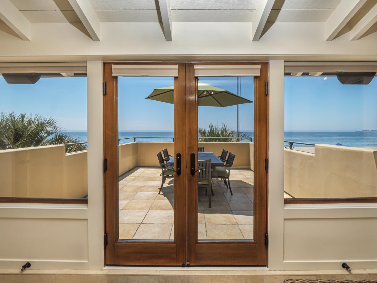 431 Beach DR