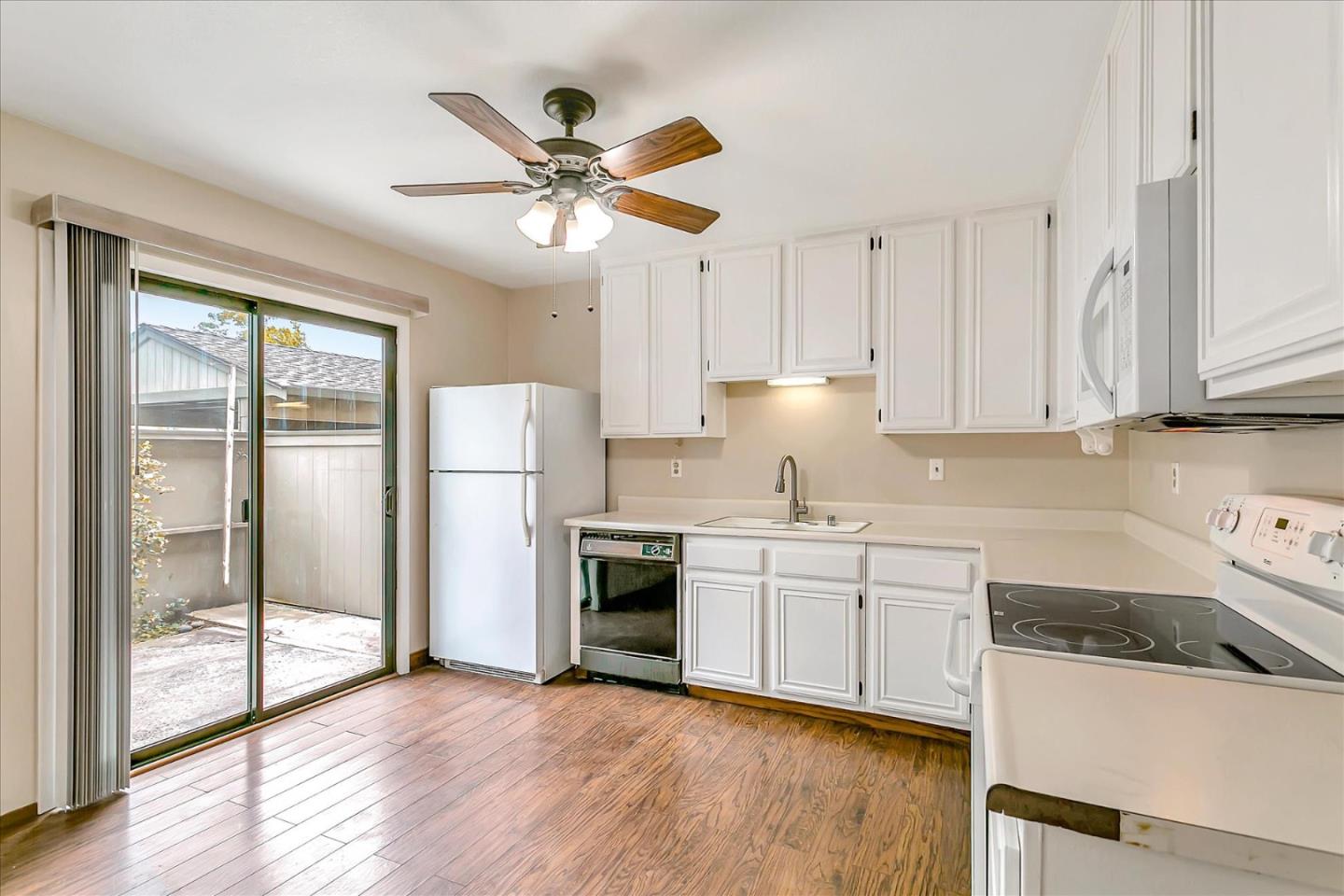 94 Saddle Brook DR