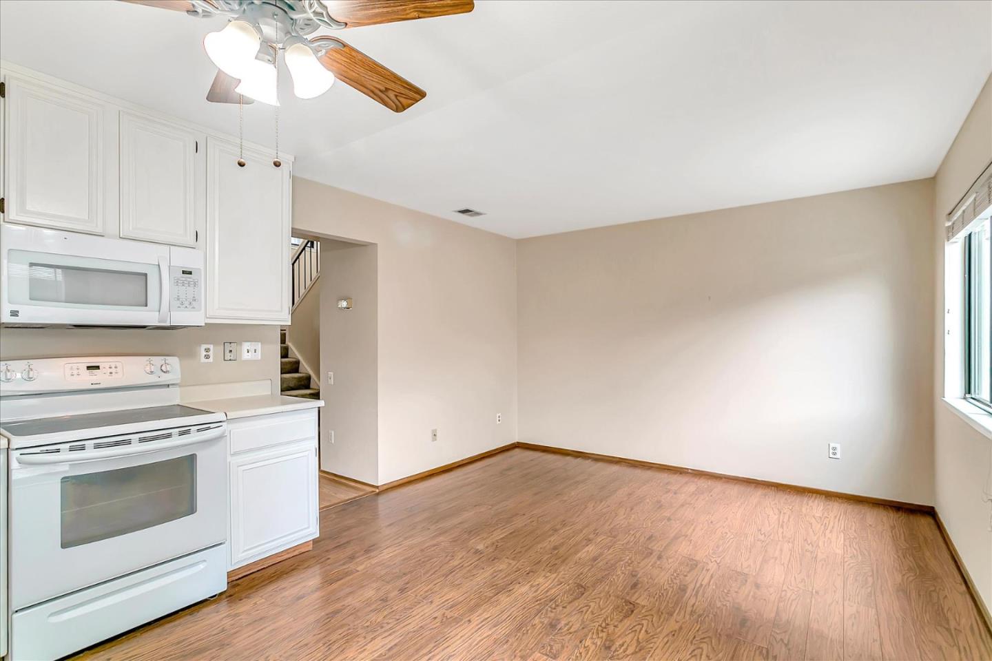 94 Saddle Brook DR