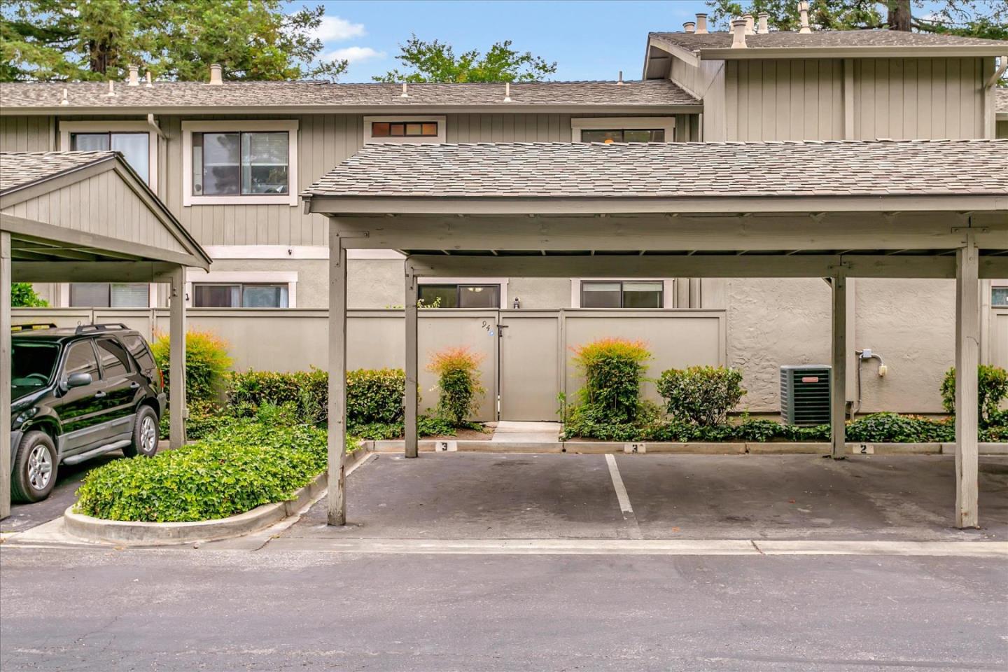 94 Saddle Brook DR