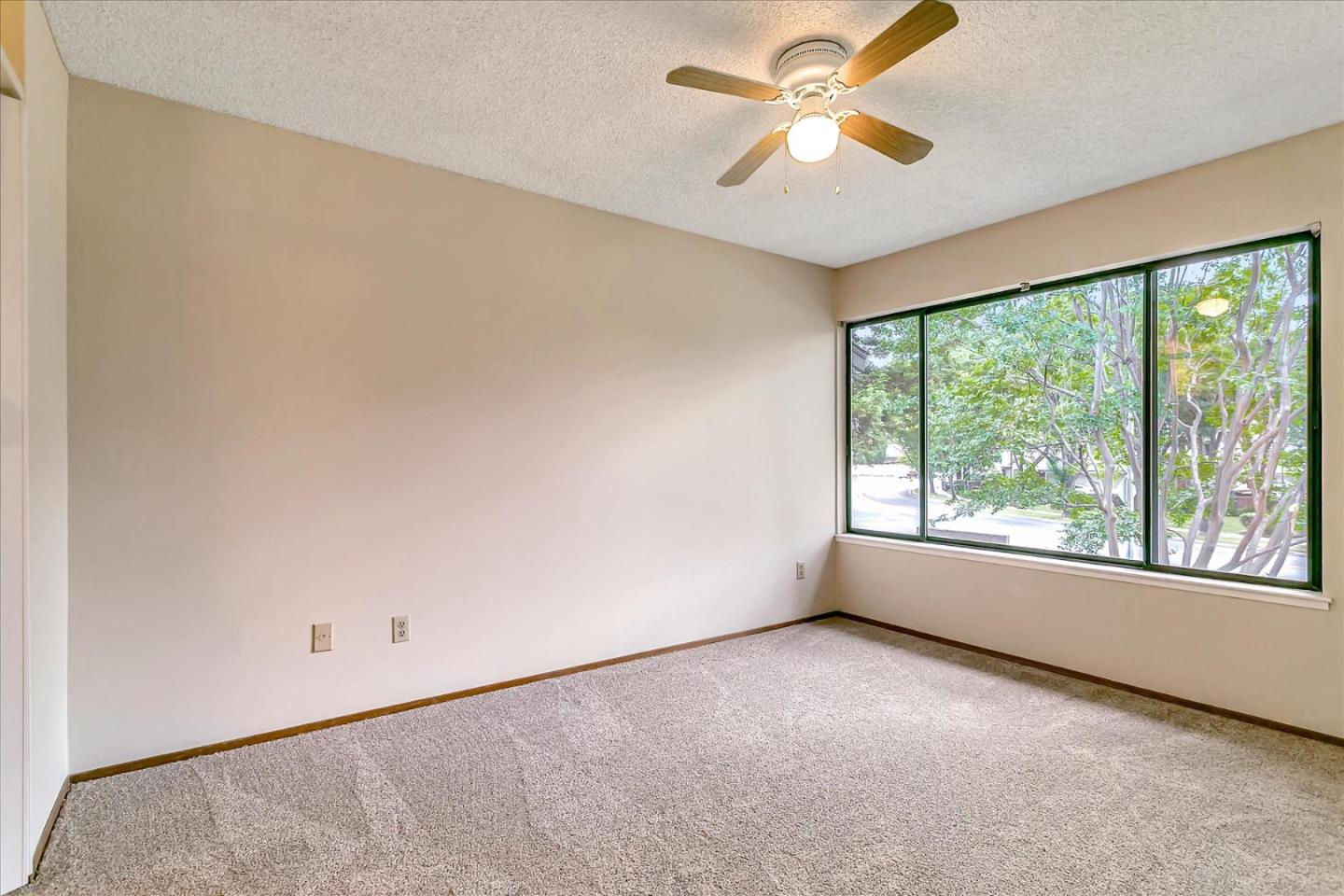 94 Saddle Brook DR