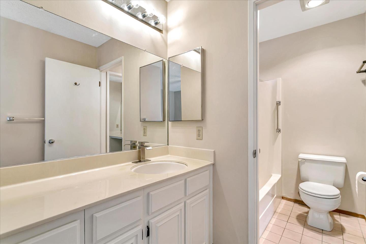 94 Saddle Brook DR