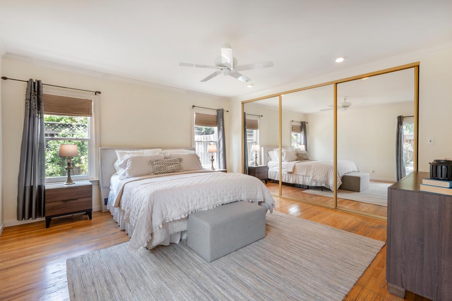 542 Canton DR