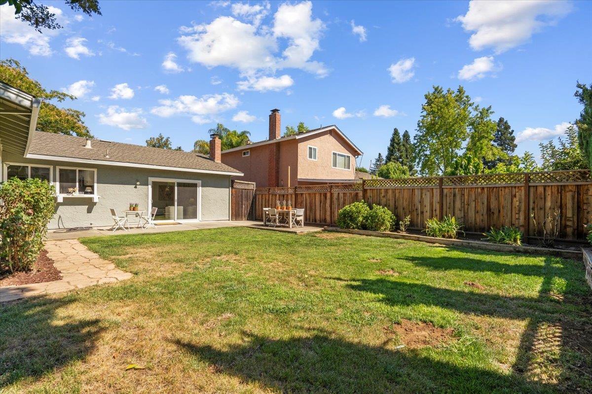 6725 Stephan CT