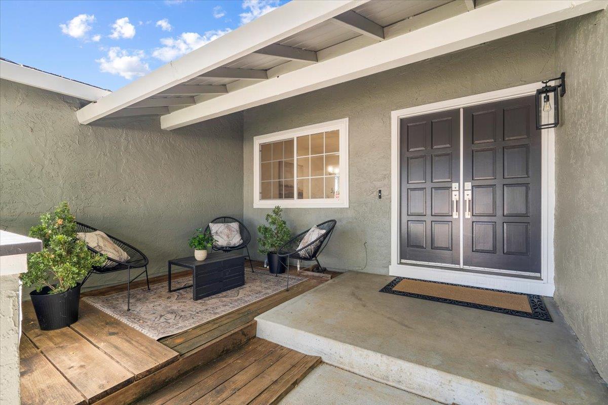 6725 Stephan CT