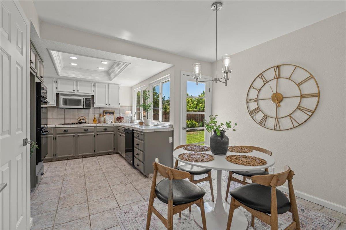 6725 Stephan CT