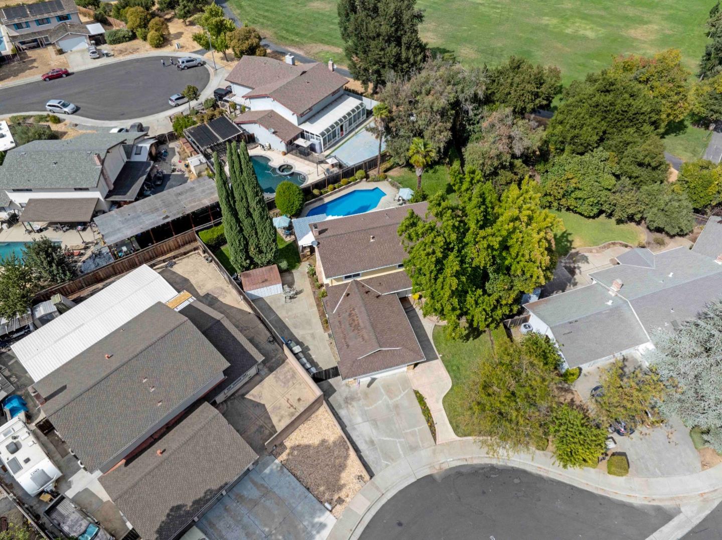 465 La Crosse DR