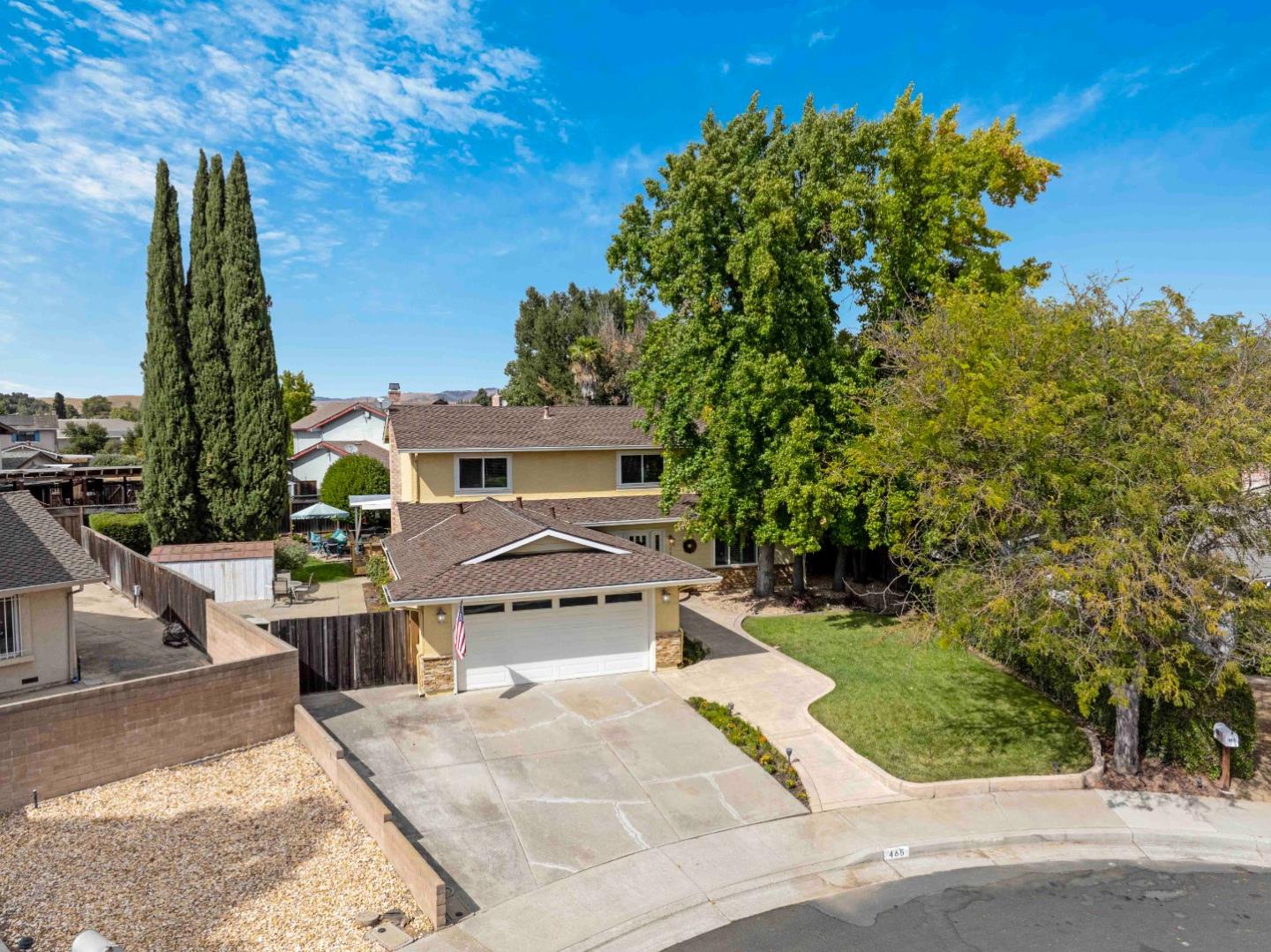 465 La Crosse DR