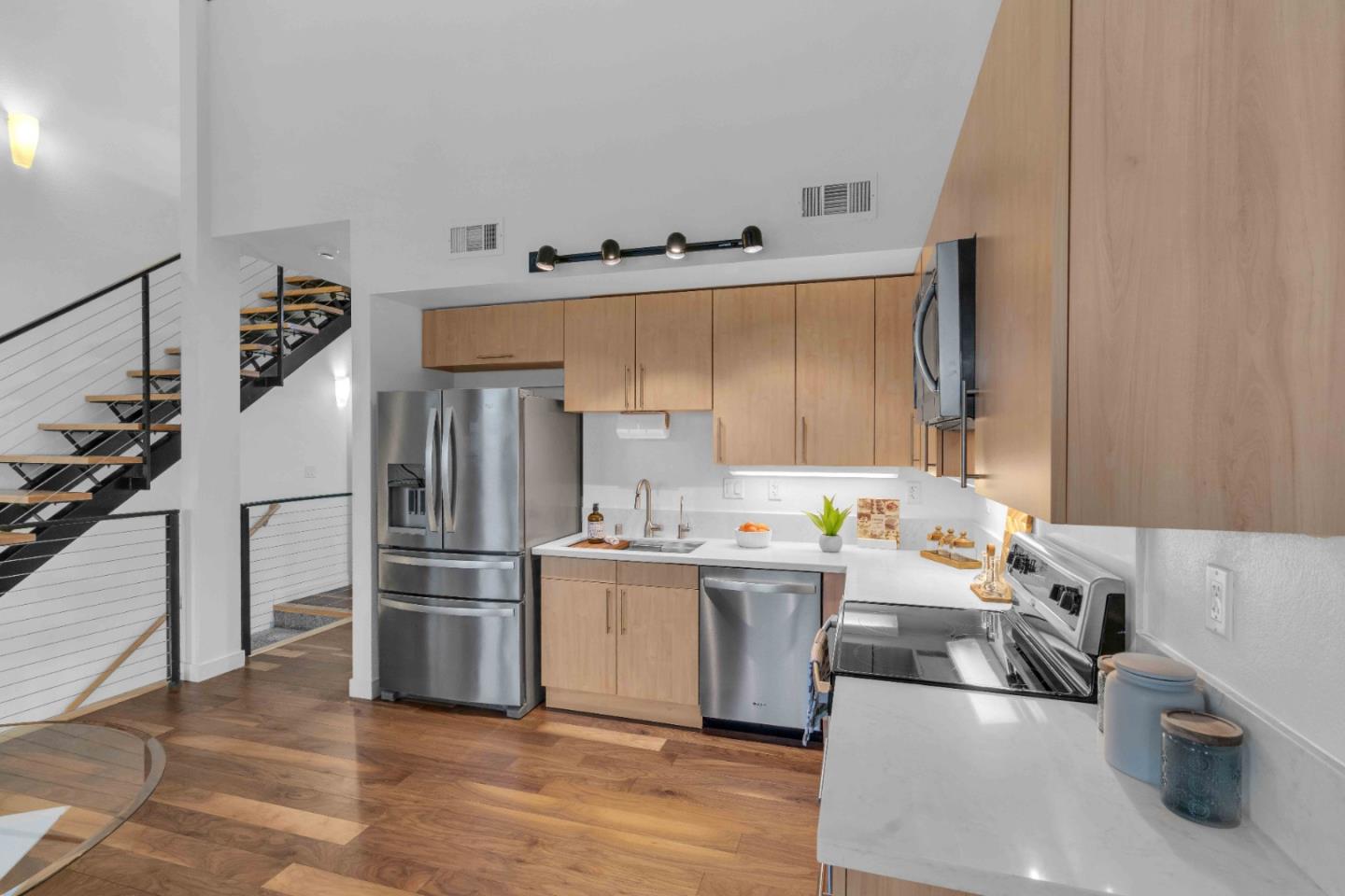 88 Bush ST 2149