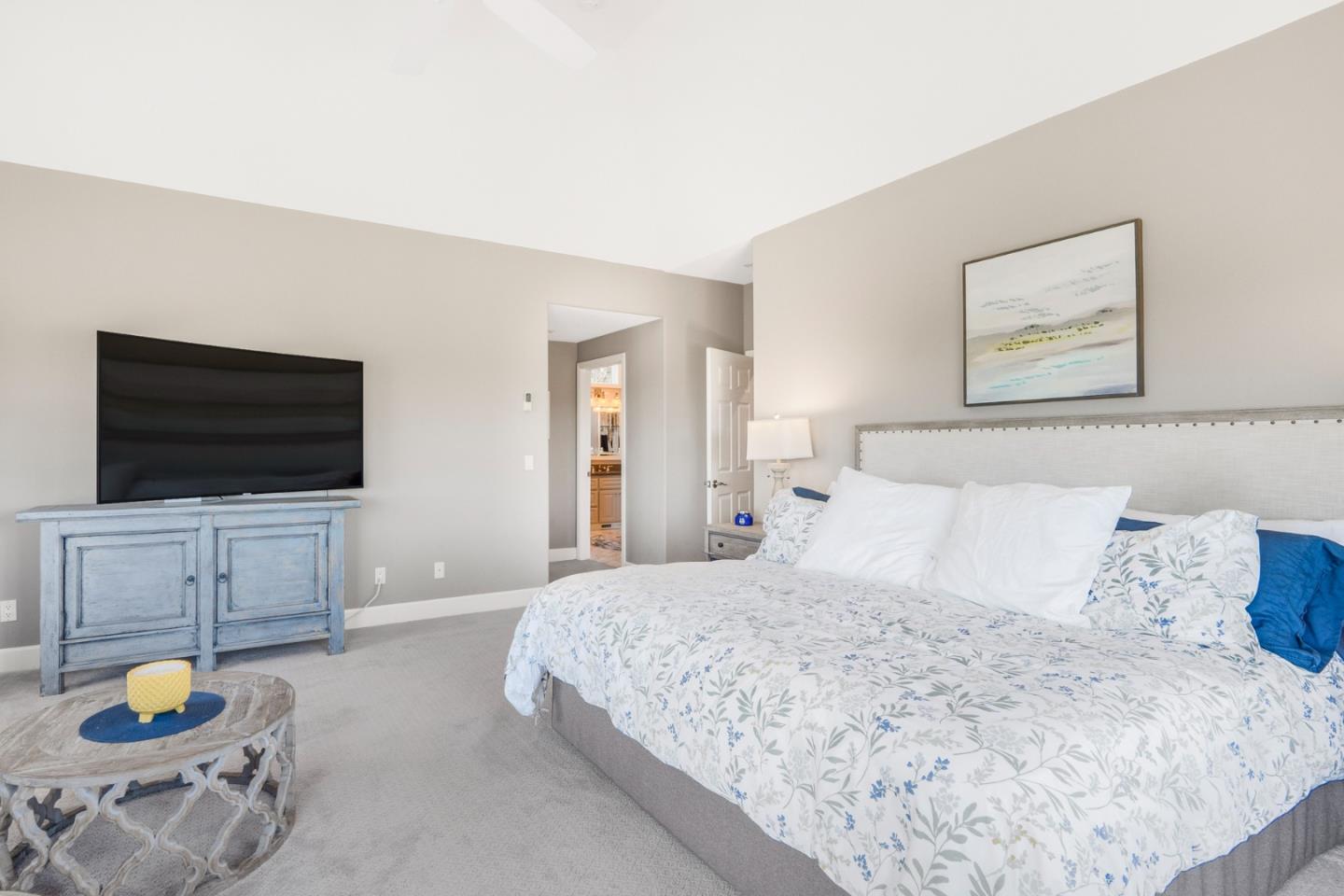 103 Carlino LN
