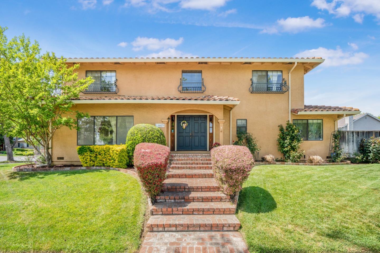 15623 La Tierra DR