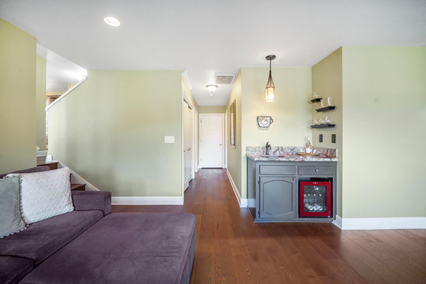 16780 Dry Creek
