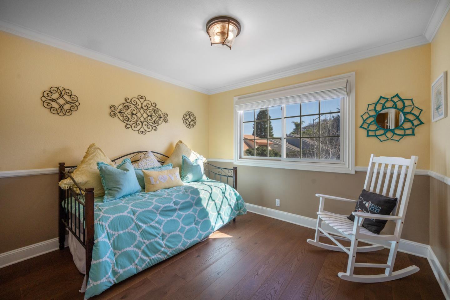 16780 Dry Creek