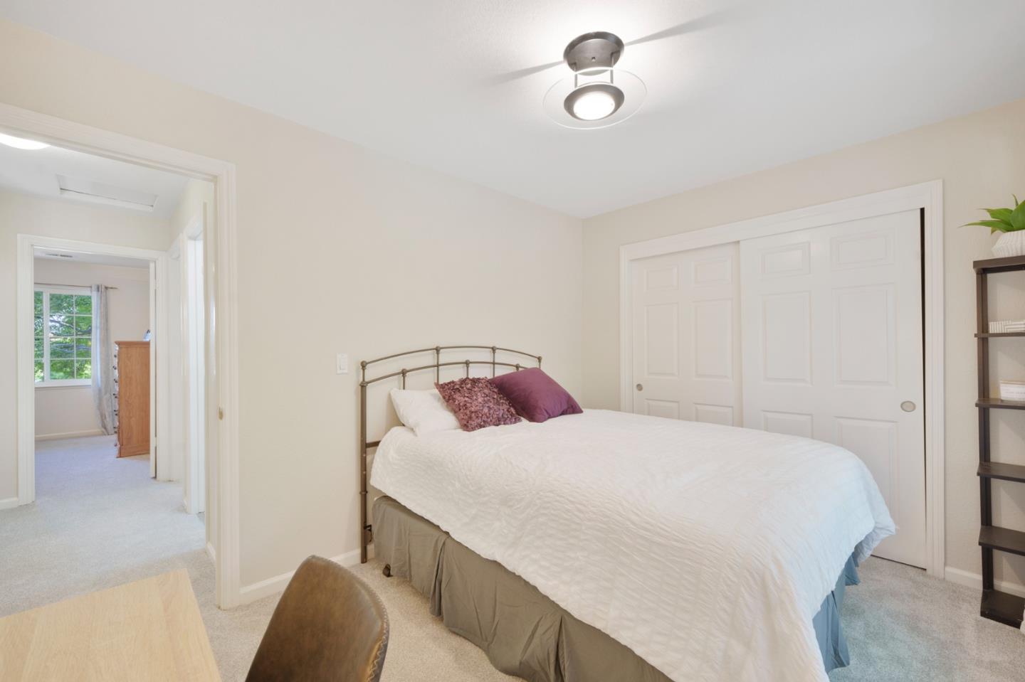815 Oak Park DR