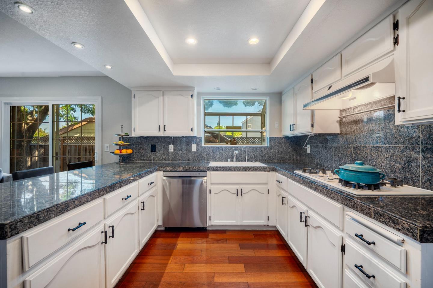 815 Oak Park DR