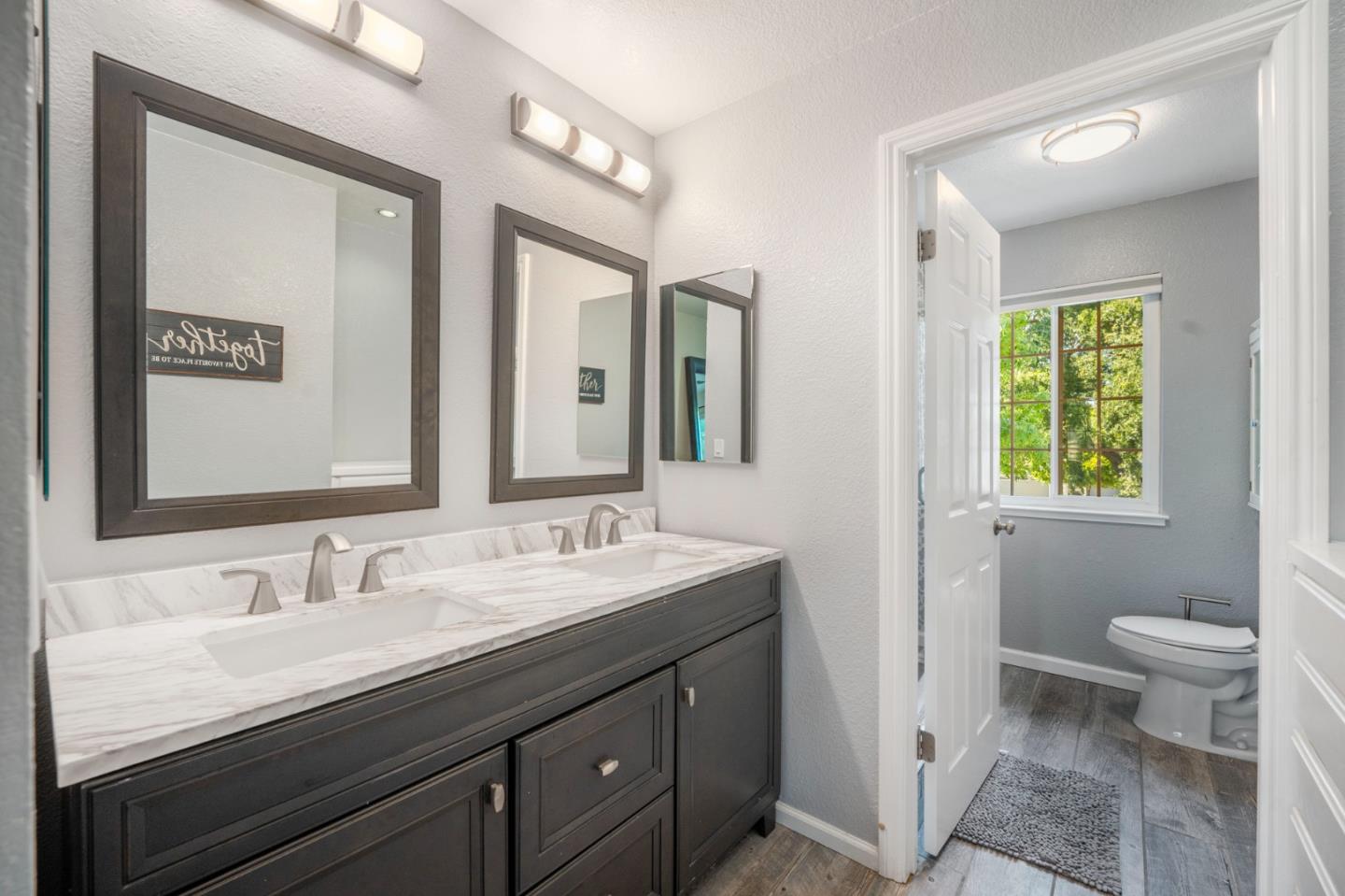 815 Oak Park DR