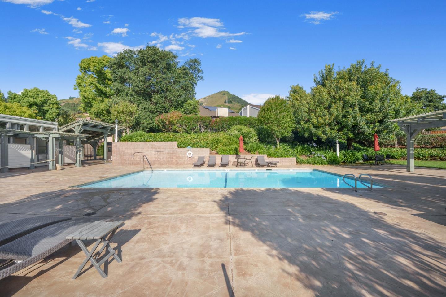 815 Oak Park DR