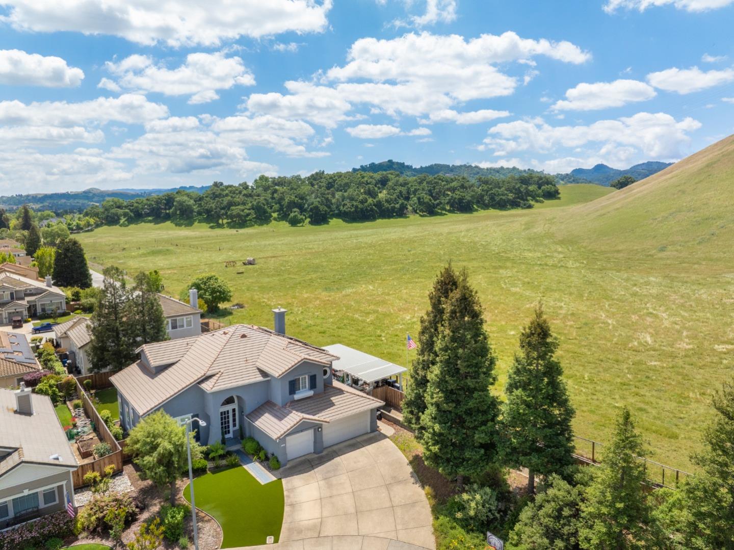 414 Waterton Court