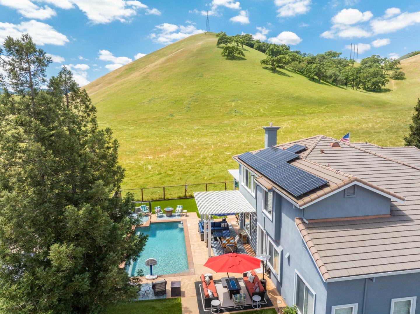 414 Waterton Court