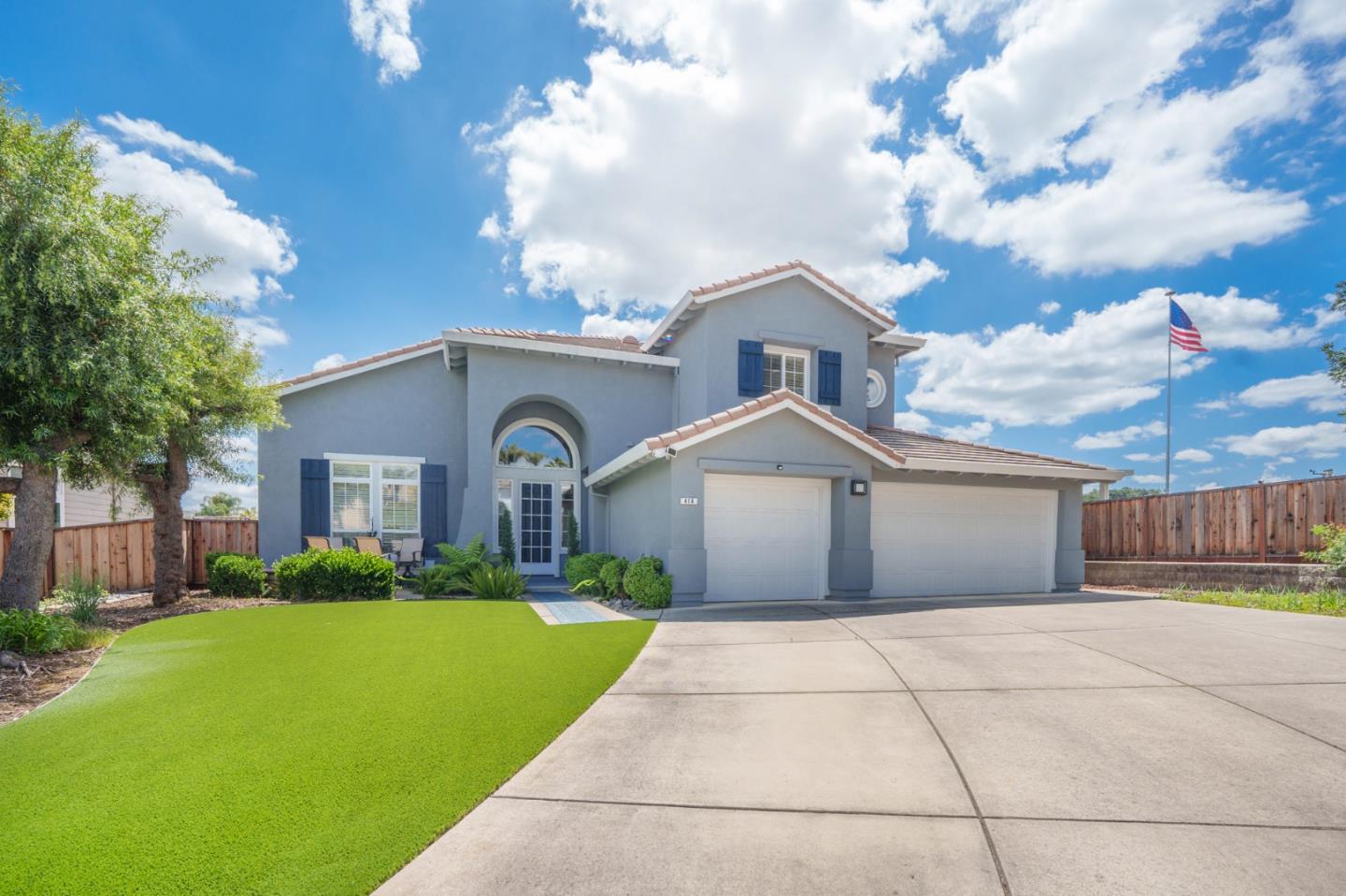 414 Waterton Court