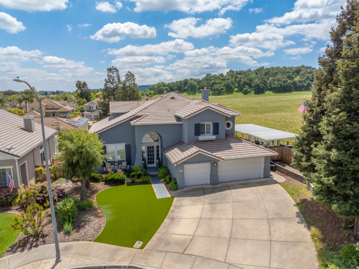 414 Waterton Court