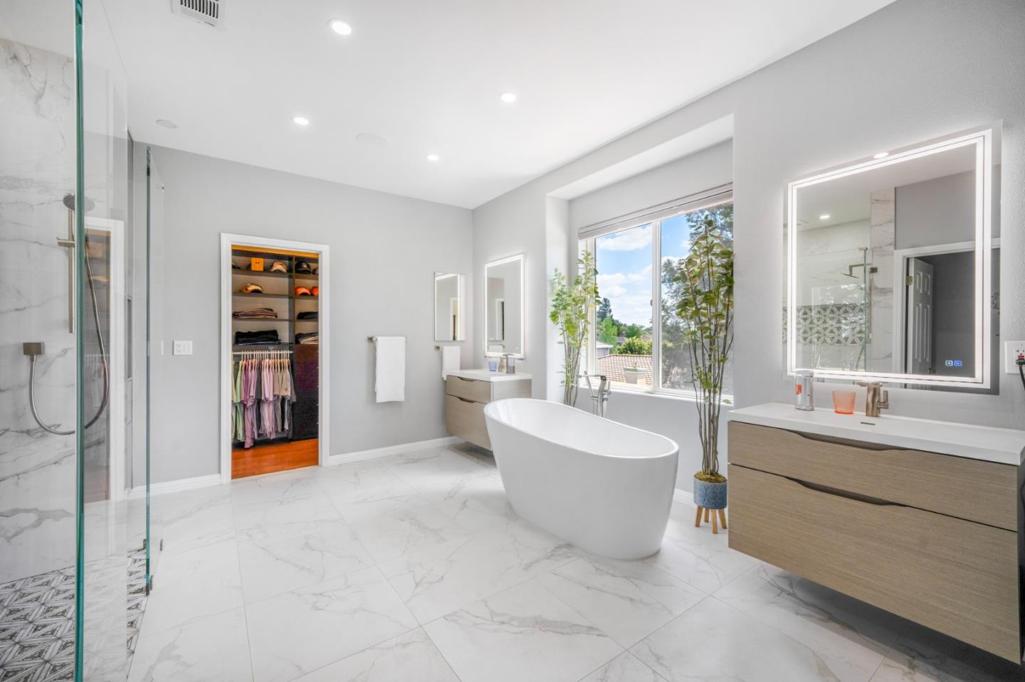 414 Waterton Court
