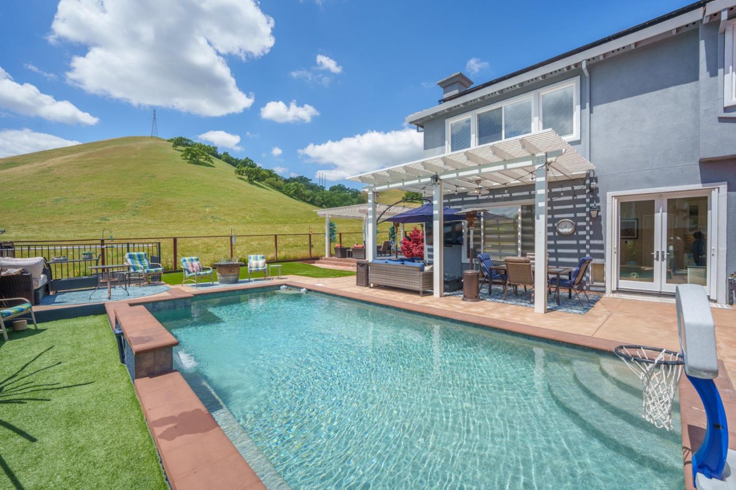 414 Waterton Court