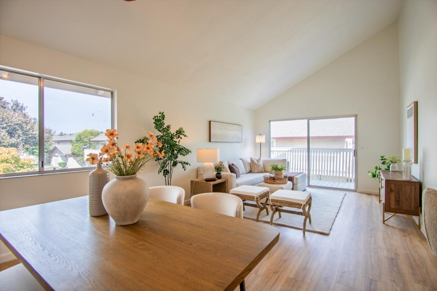 1350 Charmwood Square