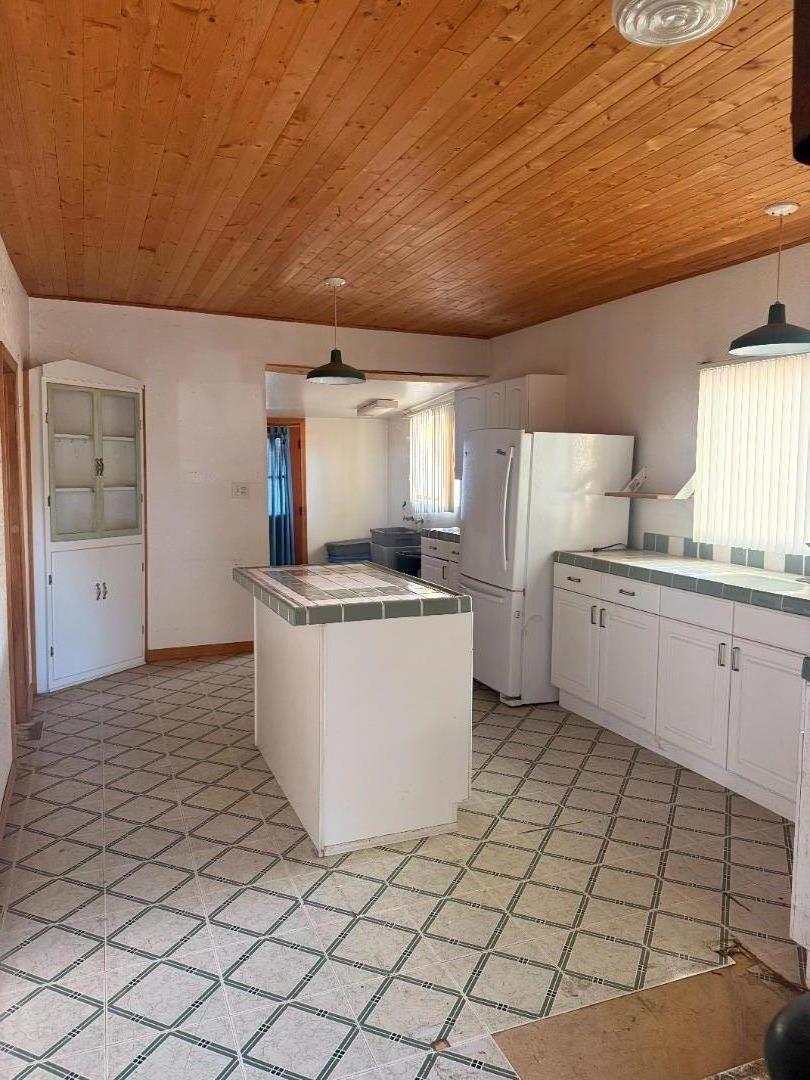 65 East Second Street