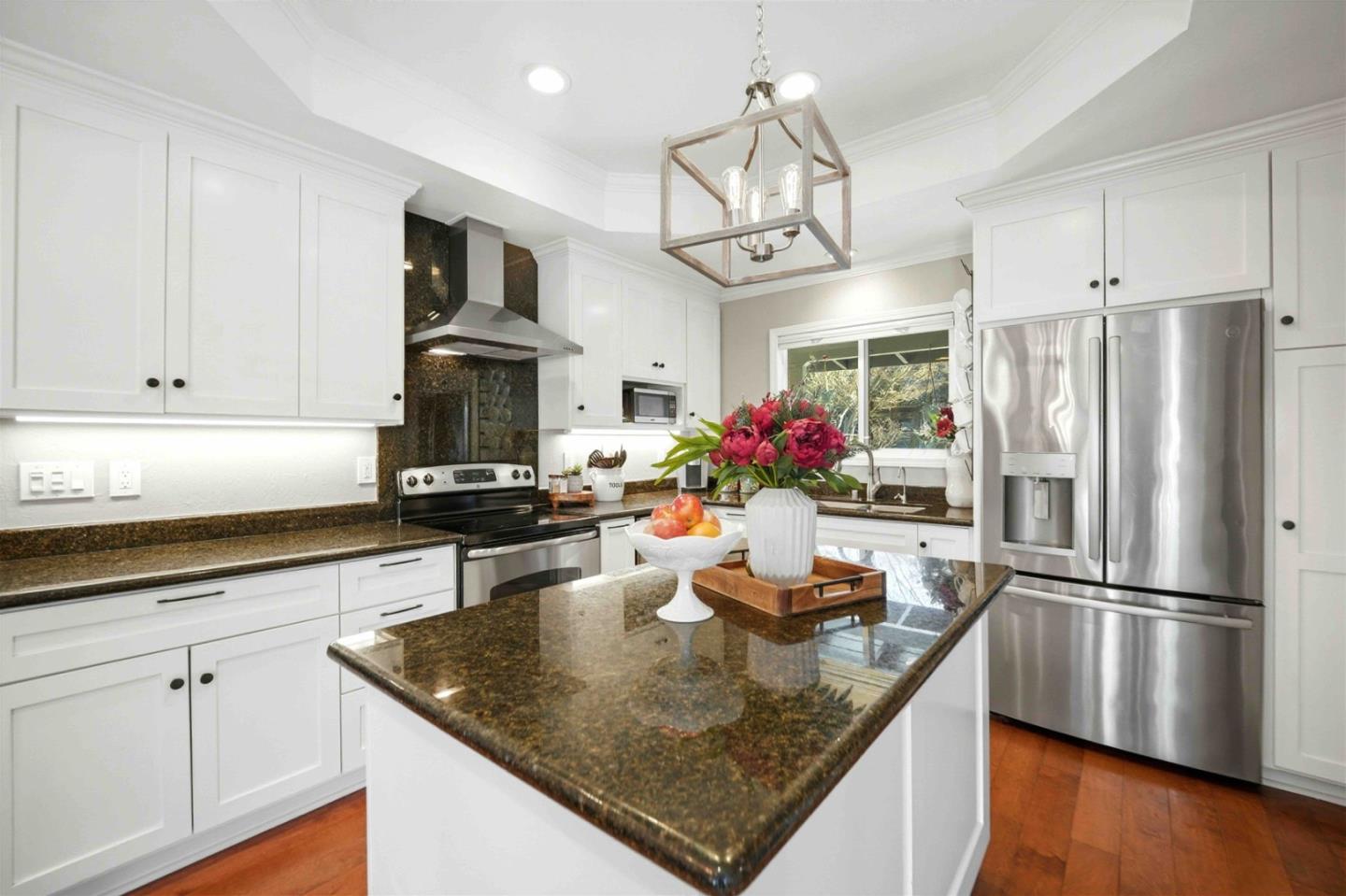 545 West Dunne Avenue