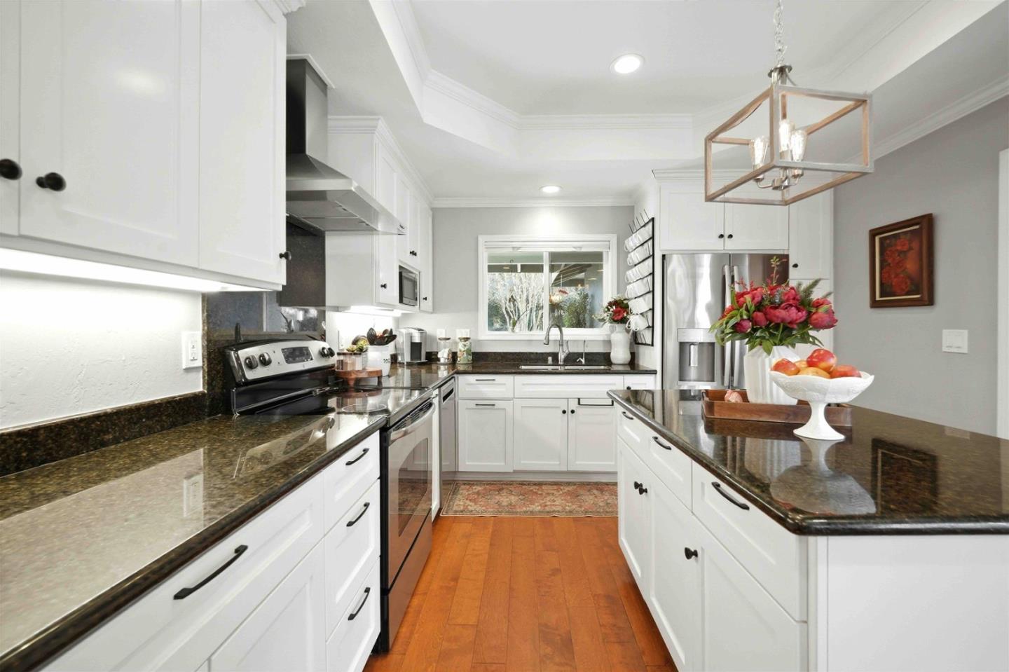 545 West Dunne Avenue